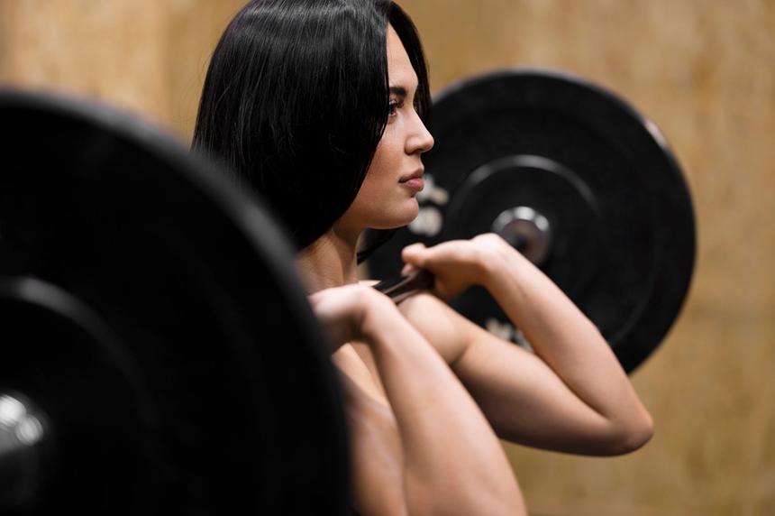 Много на себя берем: мифы и реальность женского пауэрлифтинга