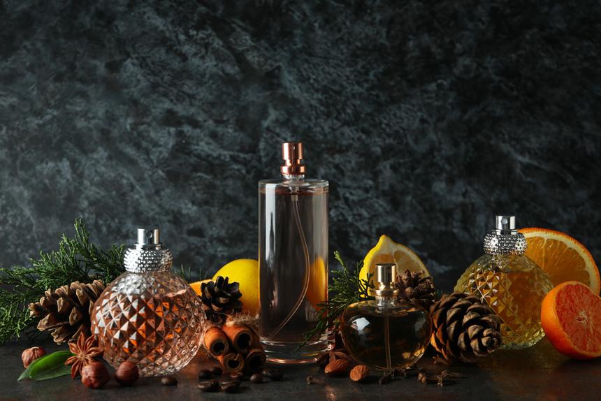 Создание стиля через духи и платья: как рассказать о себе именно то, что хочется