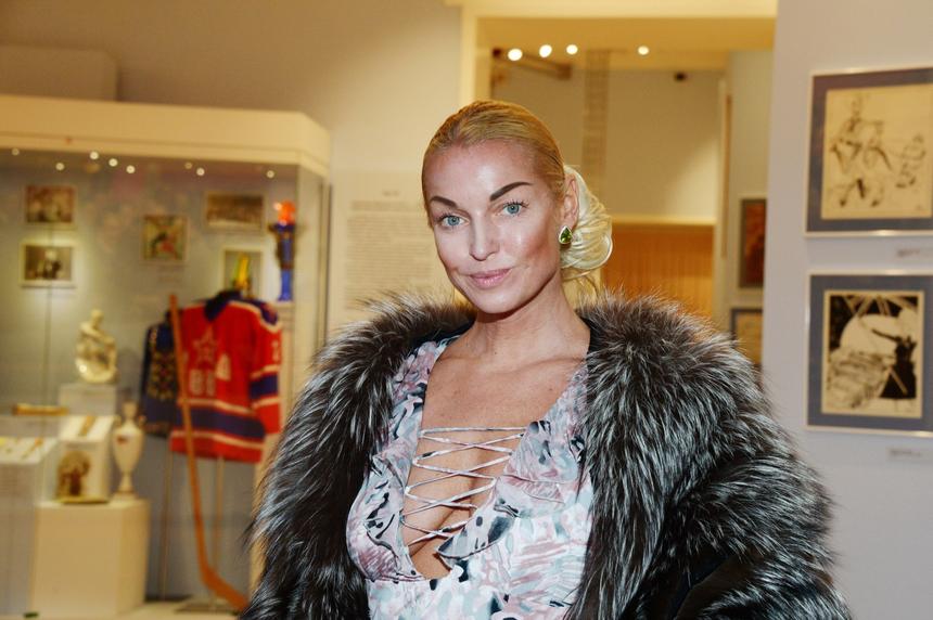 Волочкова хочет замуж за уборщика 