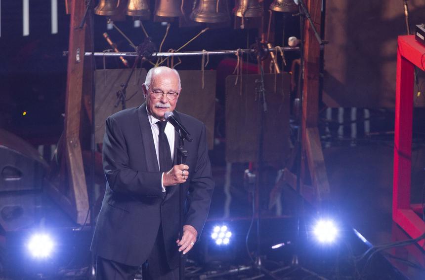 Никита Михалков избегает общения с внучкой от первого брака и ее детьми