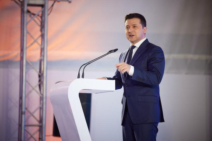 Американцы вручили Владимиру Зеленскому премию «Оскар»