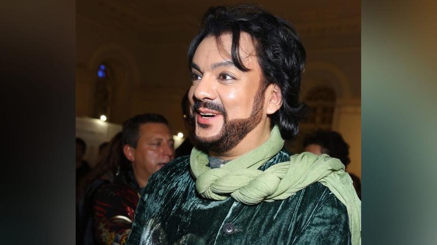 Филипп Киркоров вломился с криками в бутик Prada в Дубае