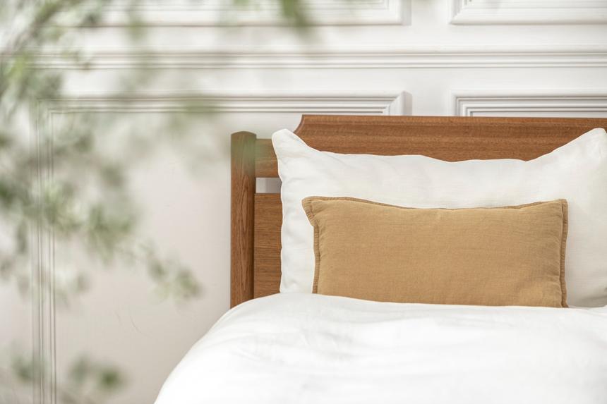 Несколько мужчин договорились усыплять жен и передавать друг другу для изнасилования