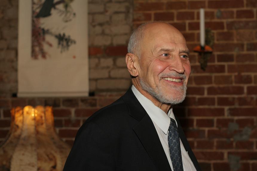 Николай Дроздов отказался проводить новогодние праздники с женой и детьми