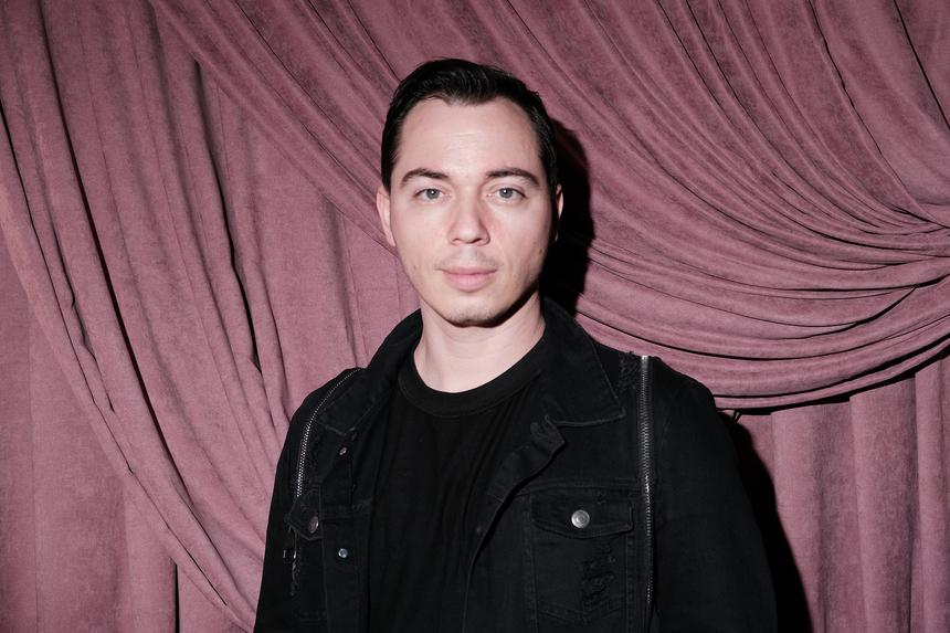 Газманов вспомнил о бурном прошлом и опыте с тремя развратницами