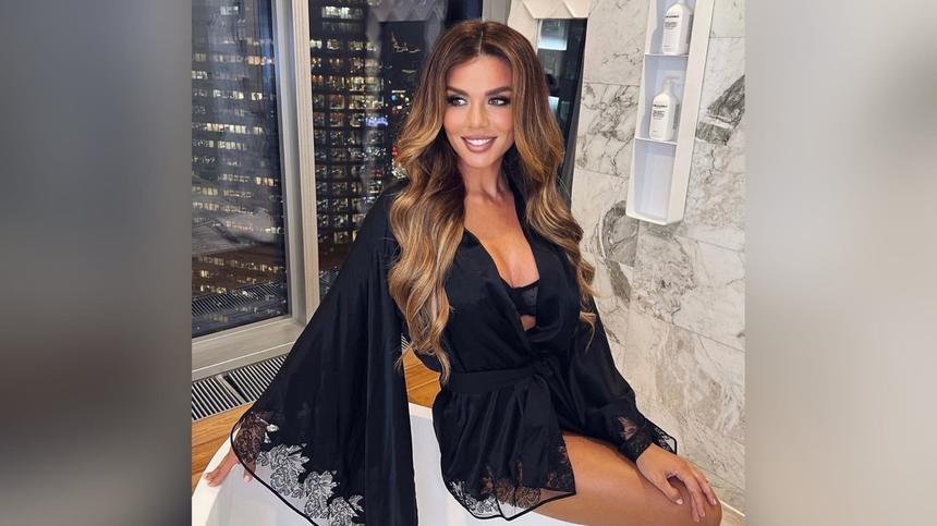 Оставшаяся в одиночестве Седокова рассказала, почему не может увидеться с мужем