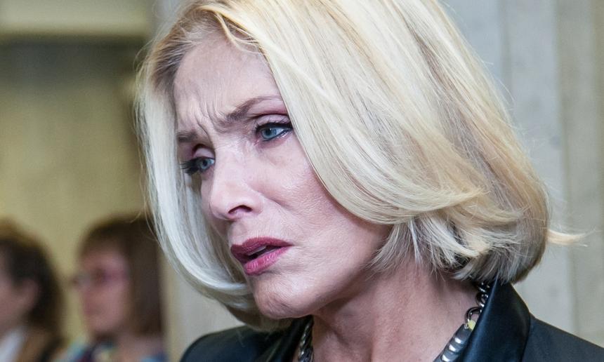 Больная раком Лайма Вайкуле вышла на связь и обозначила свои сроки