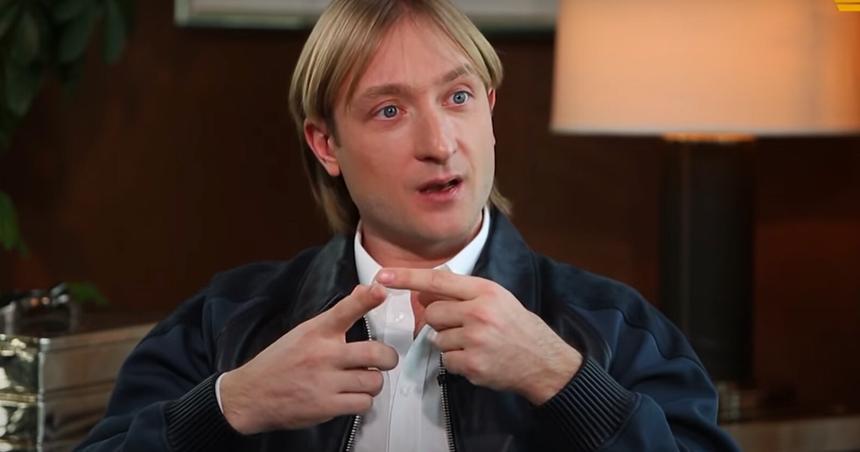 Евгений Плющенко продает своего сына