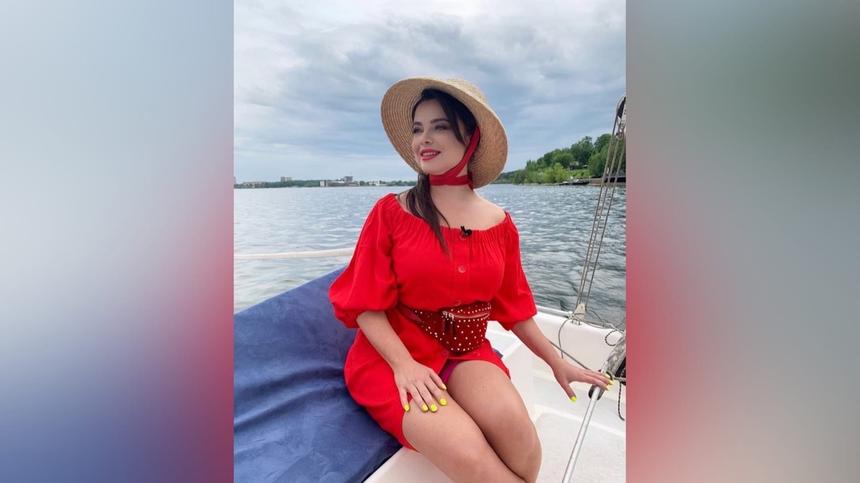 49-летняя Наташа Королева опозорилась на сцене в «бабушкиных» панталонах