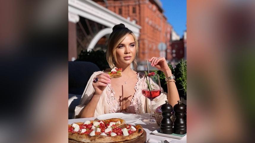 «Провоцирует»: Аллу Михееву побила полуголая стюардесса