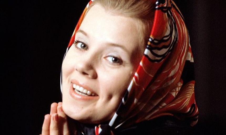 Вдовец скончавшейся от рака Людмилы Сенчиной избавляется от ее недвижимости за 30 млн рублей