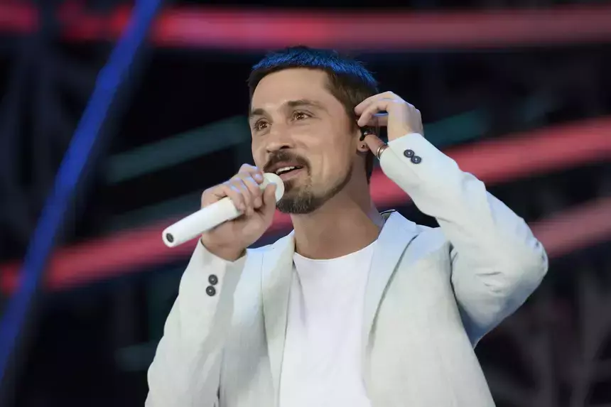 «Создали большую семью»: Билан рассказал об усыновлении девяти детей