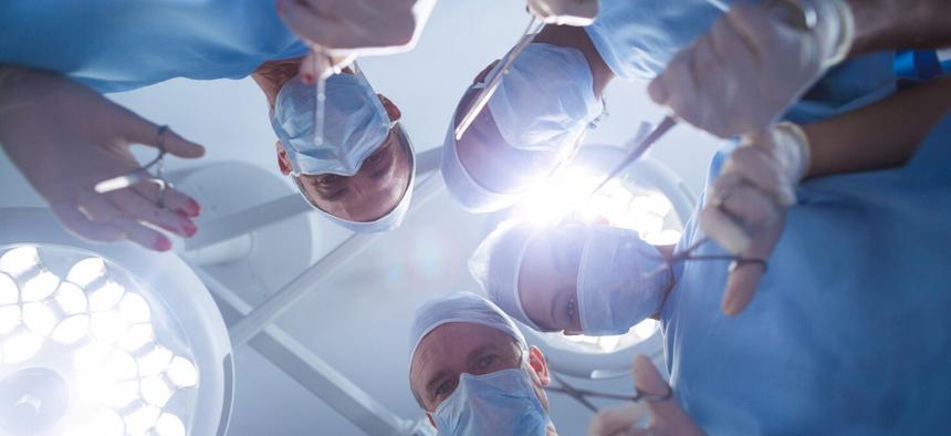 Студентка вырезала себе почку, чтобы вернуть долг родному отцу