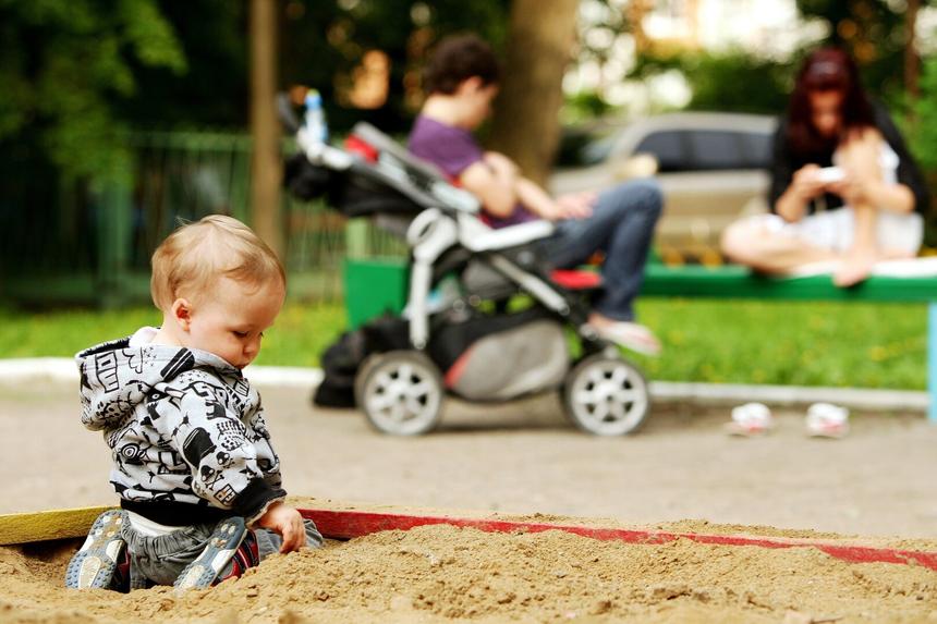 Ума Турман привела на мероприятие засекреченную дочь, которую не показывала 10 лет