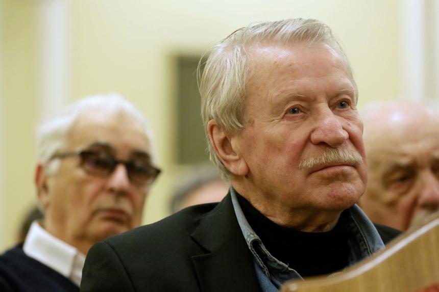 92-летний Иван Краско сбежал из больницы с долгом за VIP-палату