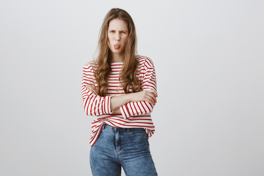 Врач рассказала о древнем способе выявить опасные заболевания с помощью зеркала и языка