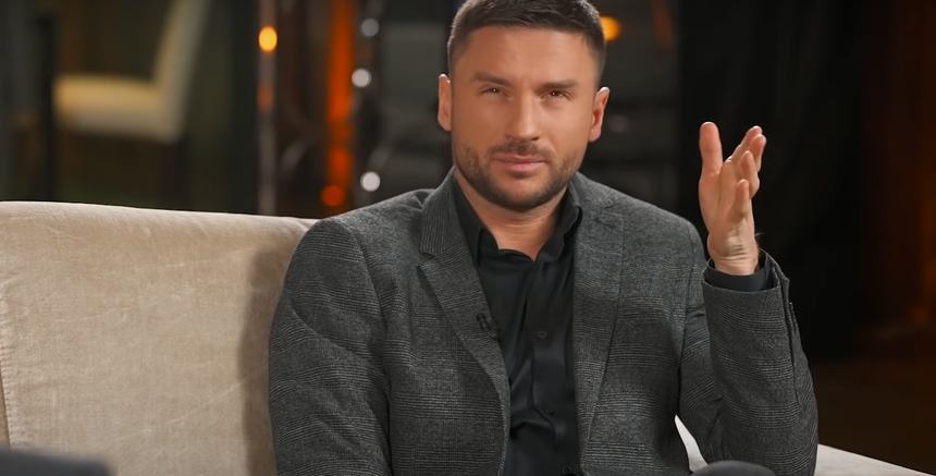 Сергей Лазарев в очередной раз оставил своих детей