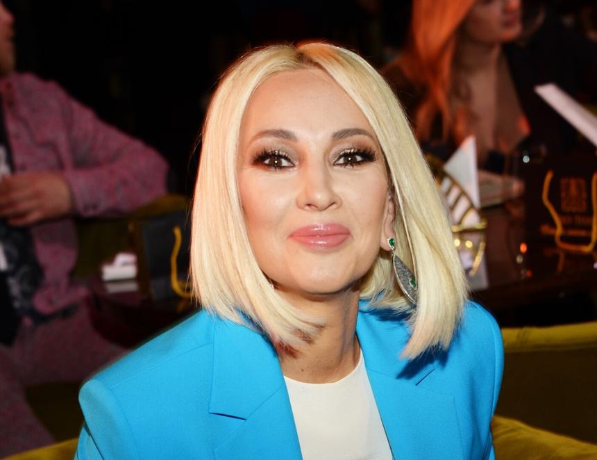 «Страсти нет»: присутствующие округлили глаза от откровений Кудрявцевой о браке с хоккеистом