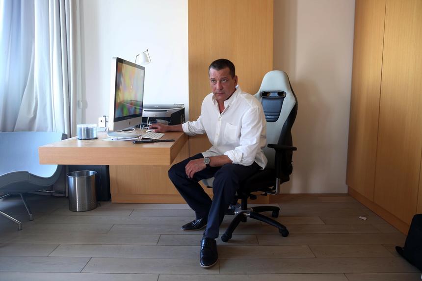 Ярослав Бойко обратился в суд, чтобы его развели с танцовщицей