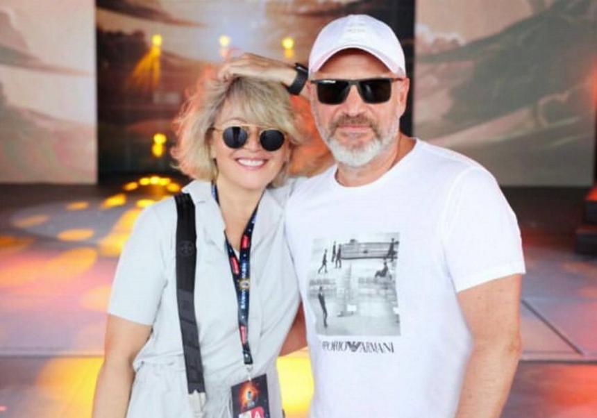 Нашлась пропажа: на фоне слухов о разводе исчезнувшую Варум застали в объятиях мужчины