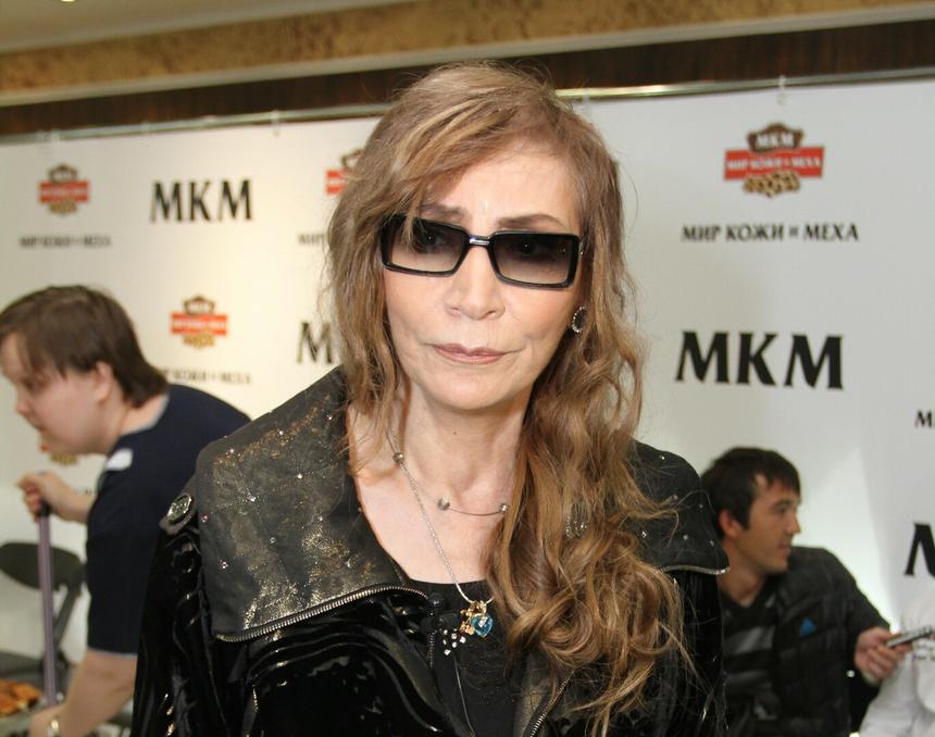 Охрана на Ваганьковском кладбище рассказала о загадочных явлениях у могилы Джуны