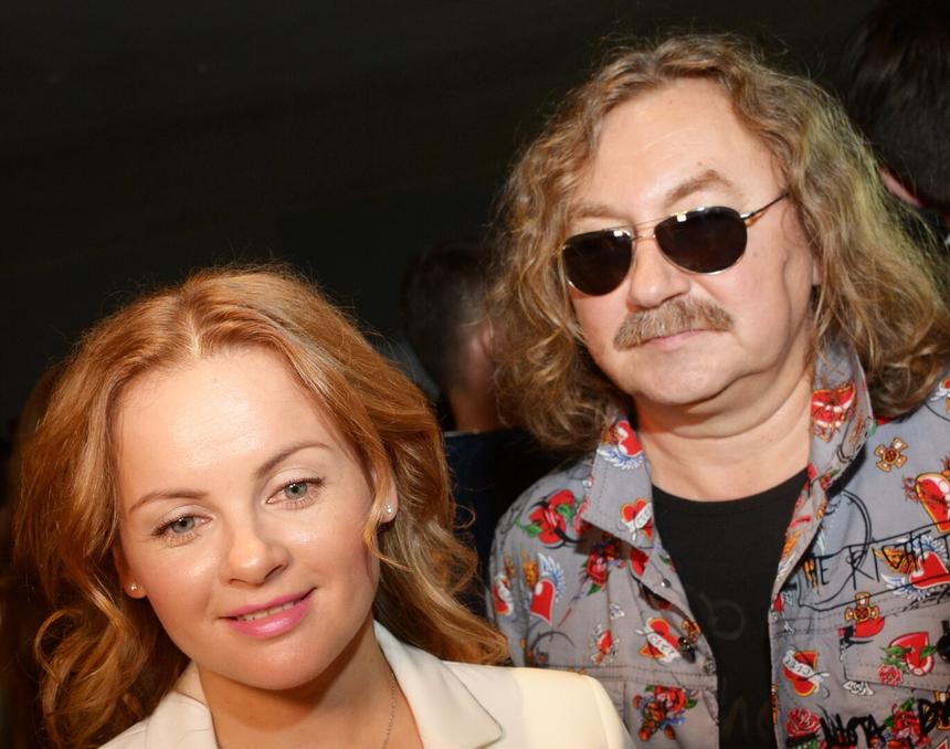 Рыжие волосы и фигура как шарик: метаморфозы с внешностью Игоря Николаева продолжают удивлять