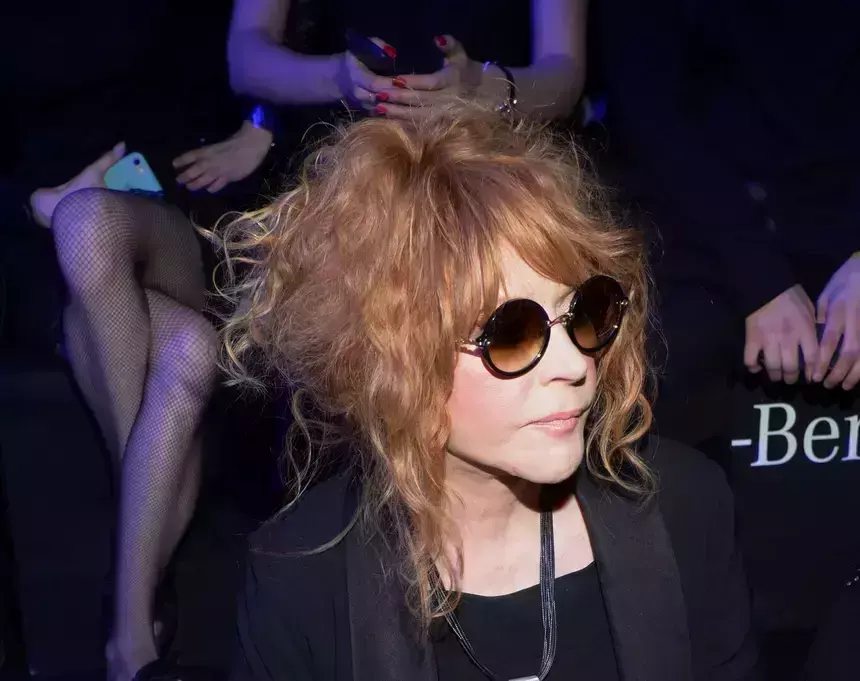 «Вела себя как королева»: звезды телешоу отказываются работать с Пугачевой