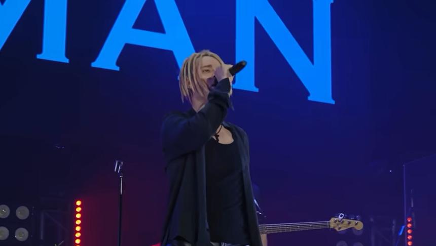 Певец Shaman ошарашил телезрителей неожиданным заявлением