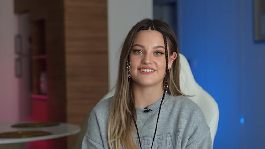 Новая грудь и ягодицы: Дилара Зинатуллина ляжет под нож