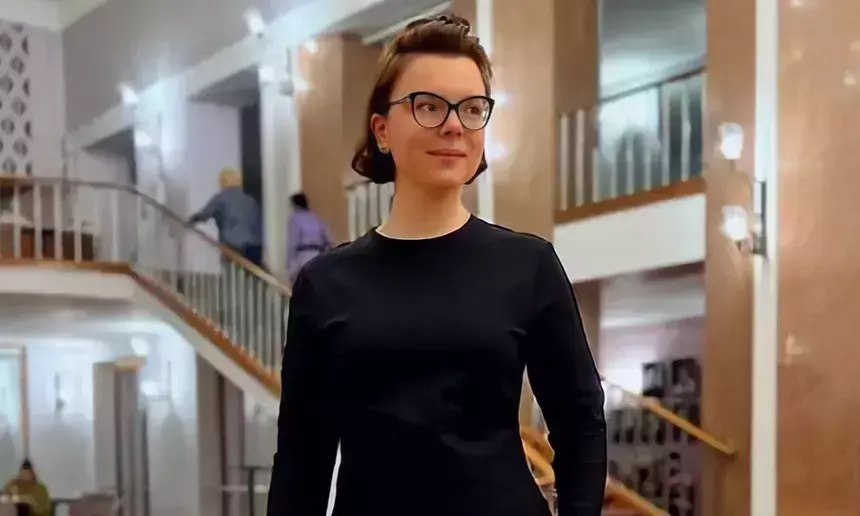 Меховые ноги: Татьяна Брухунова показала, что скрывает под юбкой