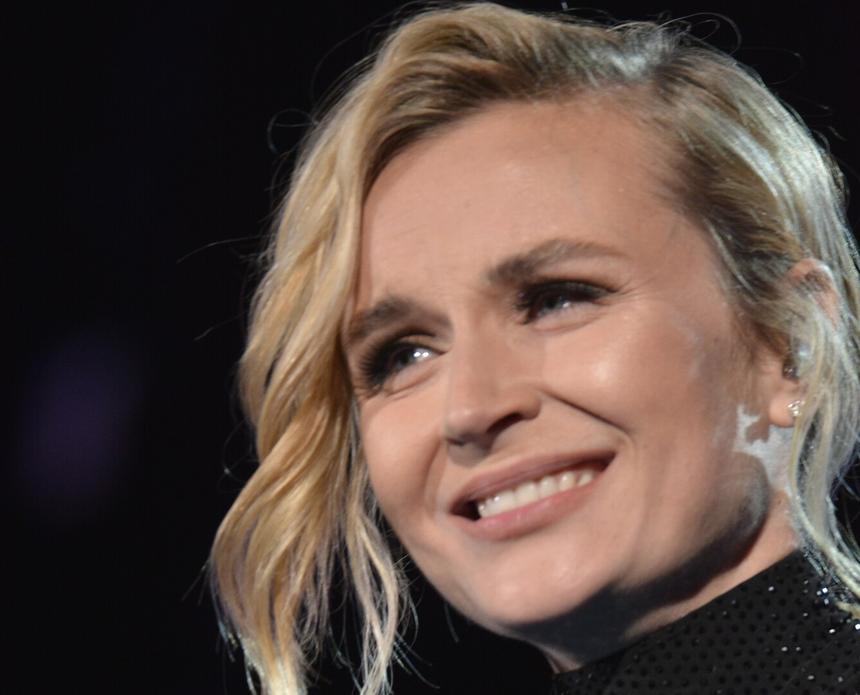 «Мой хороший»: мужчина с кольцом сделал предложение Полине Гагариной в новогоднюю ночь