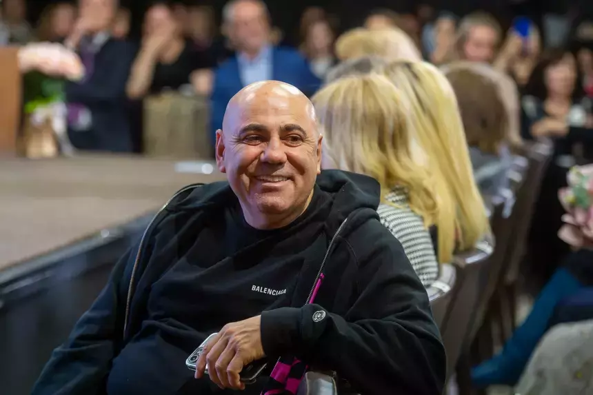 Дети продюсера Иосифа Пригожина от первого брака остались без жилья