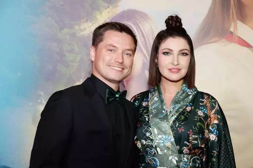 «Выпала в осадок»: бросивший детей муж Анастасии Макеевой сделал татуировку в ее честь