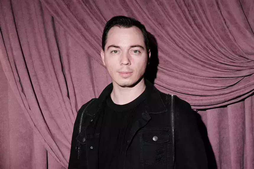 Скрывал страшную тайну: певец Родион Газманов носит подгузники