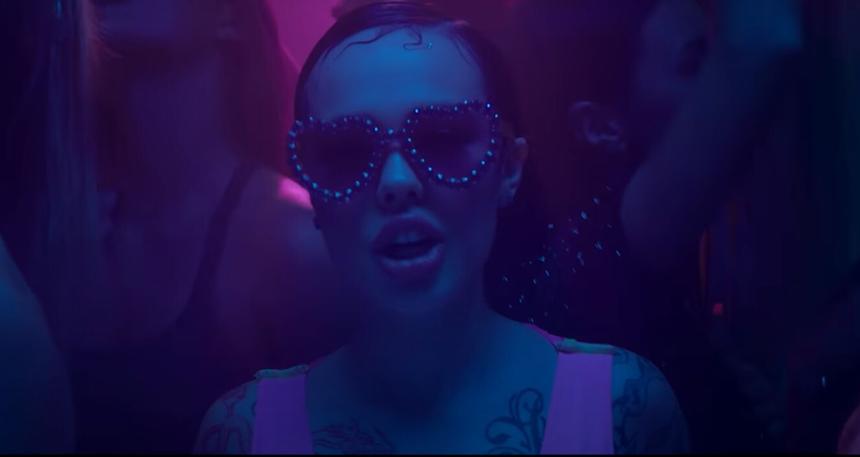 «Прежней вы меня уже не увидите»: Инстасамка откажется от мата в песнях