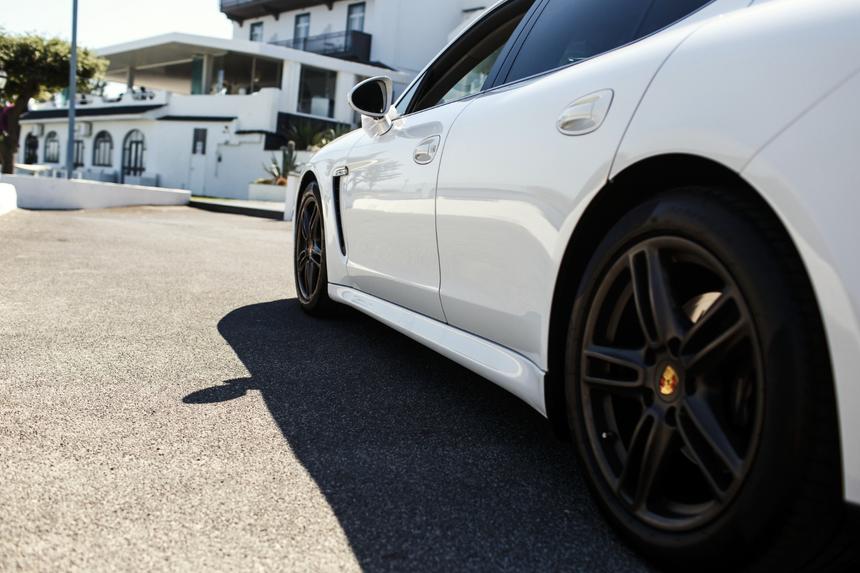 Катя Лель спасла себе жизнь, не сев в белый Mercedes на гастролях