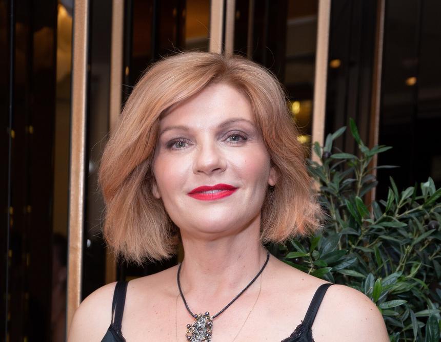 «Это счастье»: 53-летняя Анна Ардова разместила снимок с рожденным день назад младенцем