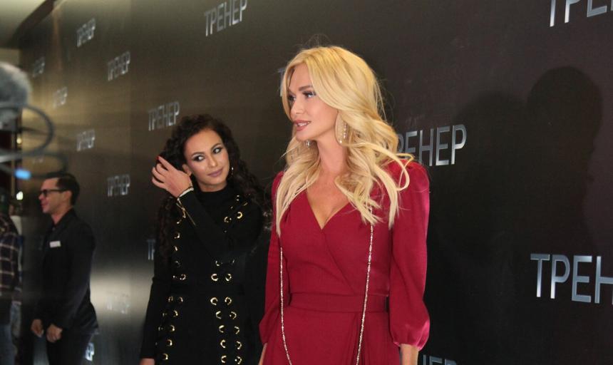 Лопырева начала искать школу ближе к дому для ребенка от недолгого брака с Булатовым