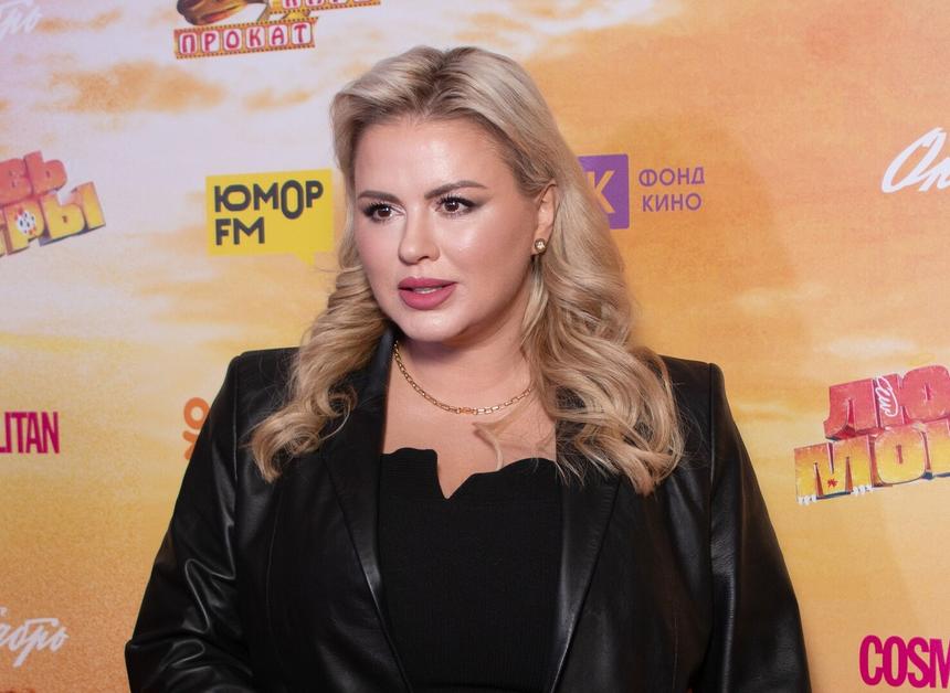 Анна Семенович впервые станет мамой