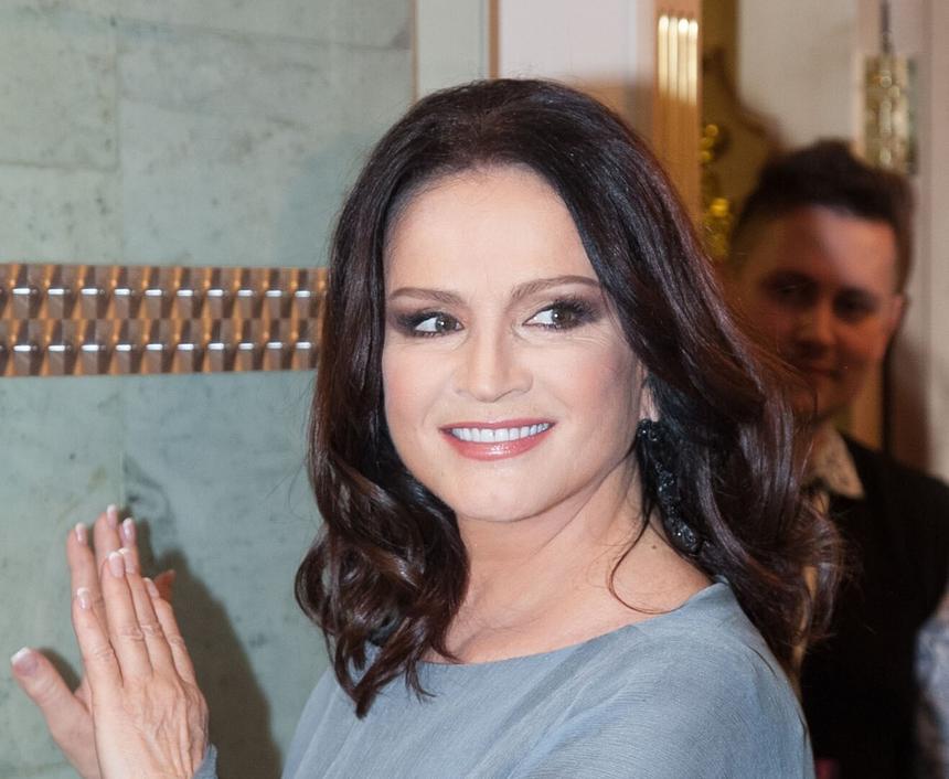 София Ротару угодила в скандал из-за внучки, которая «сорит долларами»