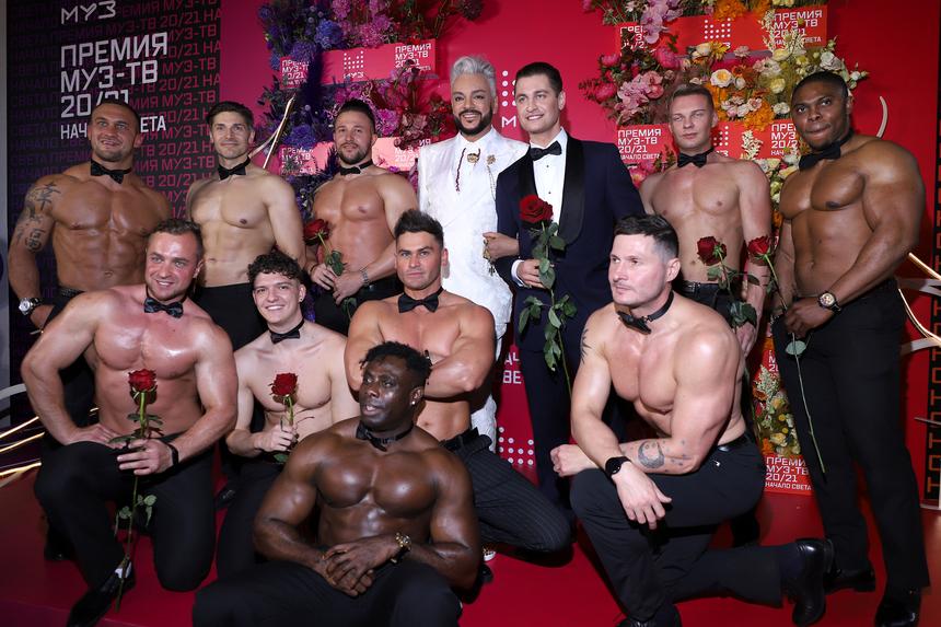 «Сам делаю выбор и приглашаю дам и мужчин»: Киркоров раскрыл, у кого есть доступ к его телу