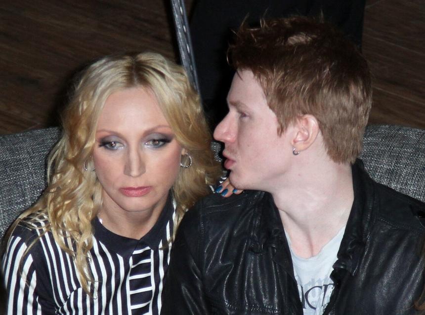 Ребенок появится в недалеком будущем: Алла Пугачева станет прабабушкой