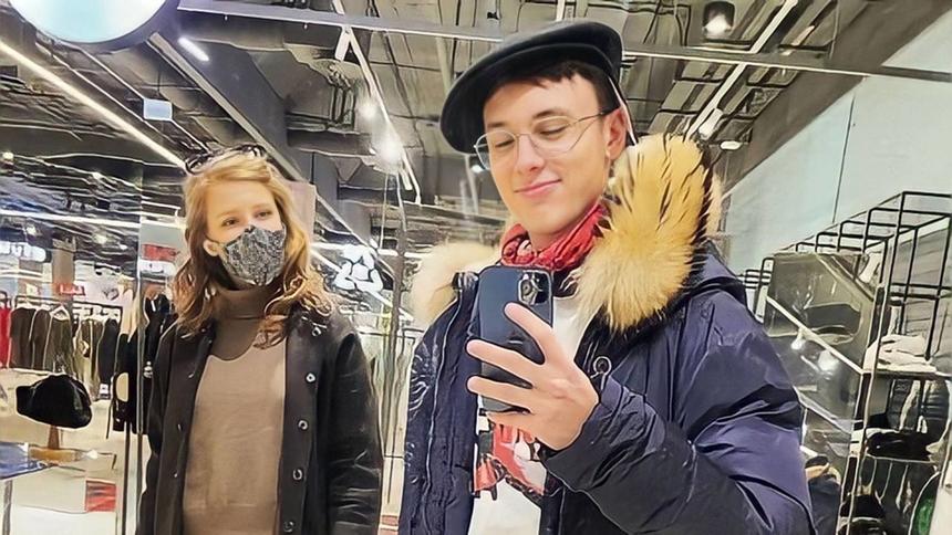 Больше, чем просто мачеха: Арзамасова призналась в связи с 18-летним сыном Авербуха