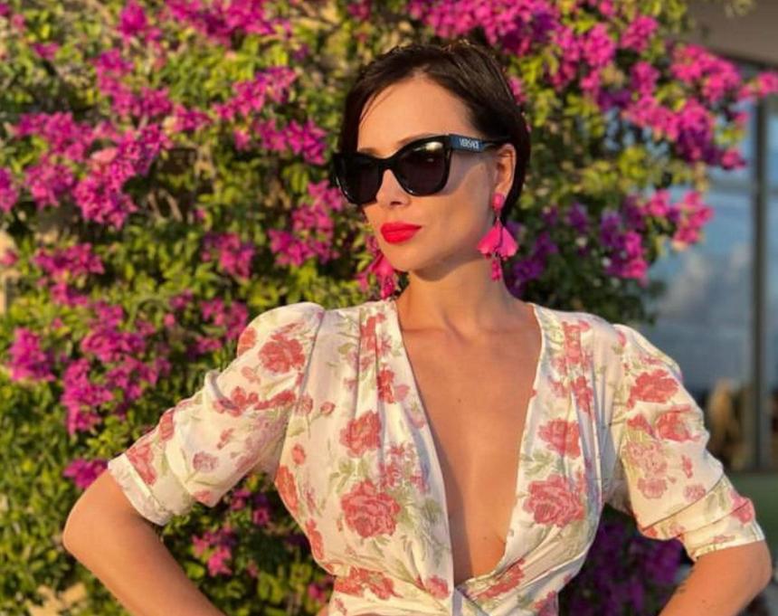 Была спортсменкой, а стала «глистой»: фигуру Настасьи Самбурской не узнать теперь