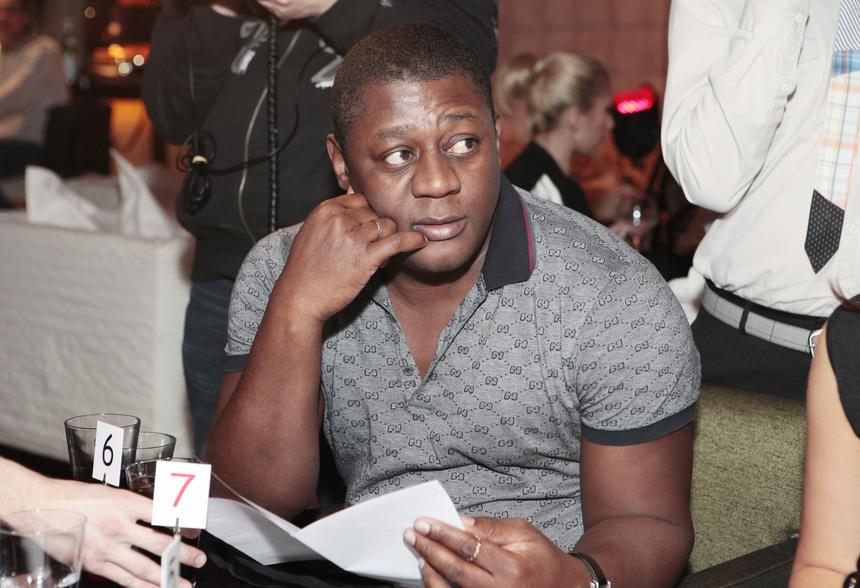 Любовница Пьера Нарцисса оказалась на инвалидной коляске после заявления директора певца