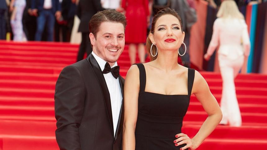 «Не трогайте, не целуйте»: страдающий бывший муж Климовой посвятил ей странное послание