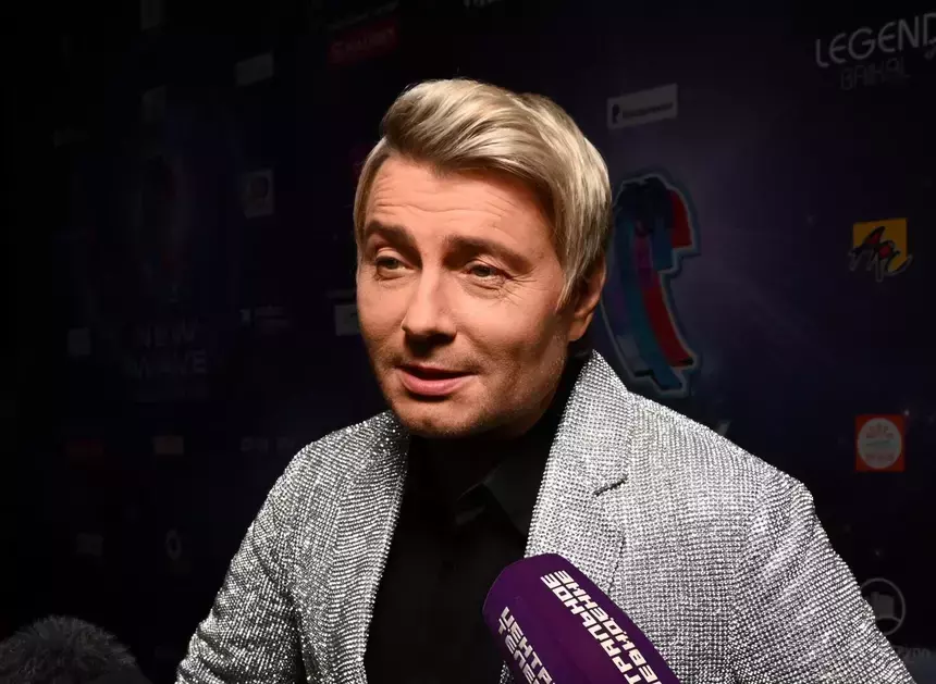 Поцелуи и объятия: Николай Басков признался в чувствах к знаменитой блондинке