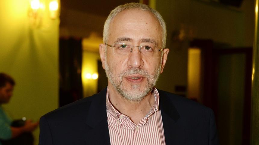 Начался отек легких: 67-летний Николай Сванидзе находится в больнице в тяжелом состоянии