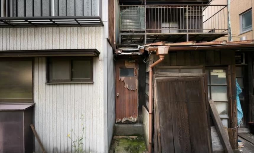 «Если кто видел – сообщите, прошу!»: актеры ищут близких после турецкого землетрясения