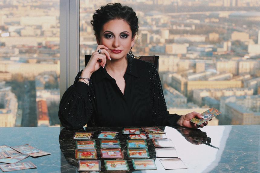 Таролог Саона